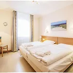 Komfort Appartement mit 1 Schlafzimmer und Terrasse im Erdgeschoss 250