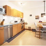 Komfort Appartement mit 1 Schlafzimmer und Terrasse im Erdgeschoss 250